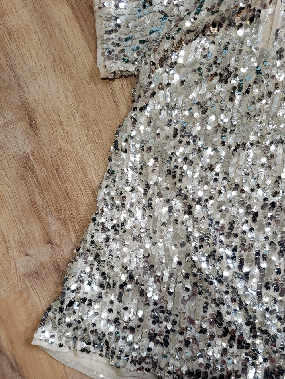 NWT J. Crew Girls Short Sleeve Silver Sequins Shift Dress, Size 5 - Picture 11 of 12